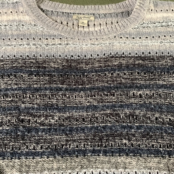 Lucky Brand open weave, blue, gray, tan  sweater.  Size XL - Picture 3 of 6